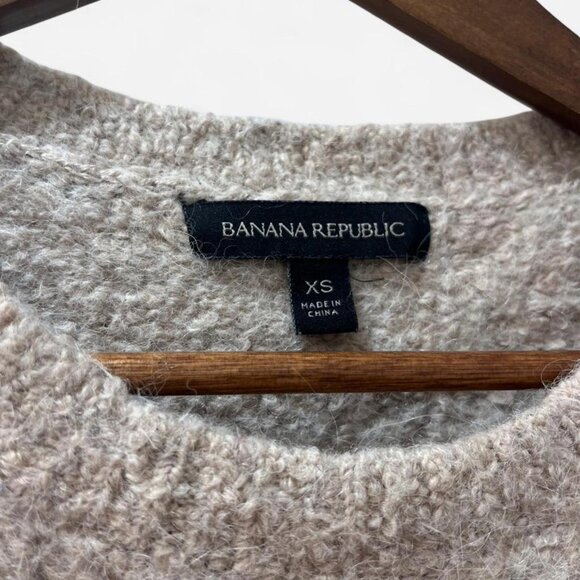 Banana Republic Wool–Alpaca Fitted Sweater – Size XS – Excellent Condition - Picture 2 of 3